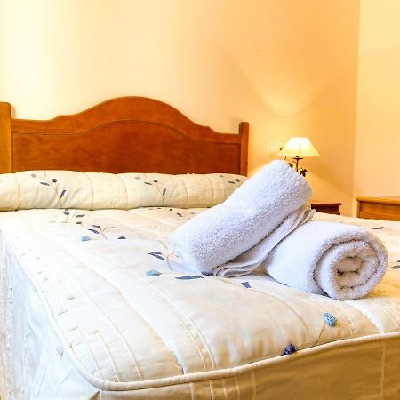 Vivienda Turistica Los Leones Берланга-де-Дуэро Экстерьер фото