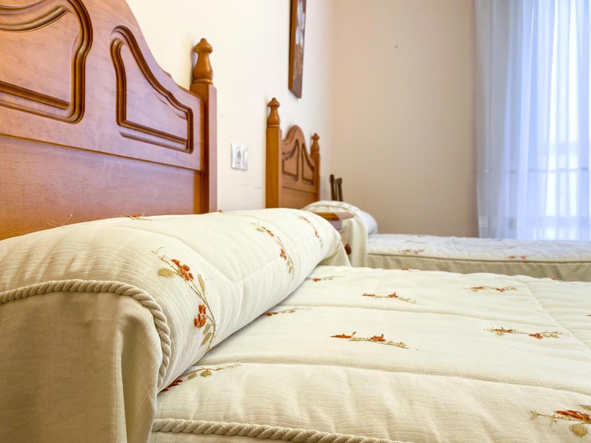 Vivienda Turistica Los Leones Берланга-де-Дуэро Экстерьер фото