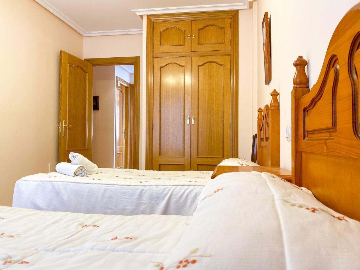 Vivienda Turistica Los Leones Берланга-де-Дуэро Экстерьер фото
